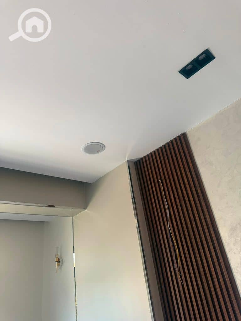 2 1000770900. jpg