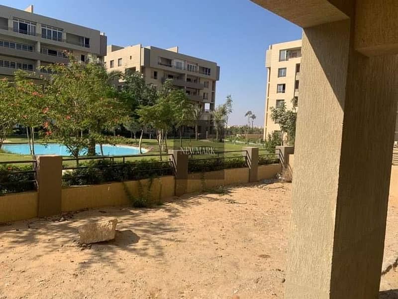 For Sale Ready to Move 3 bedroom Apartment 170 m prime Location 5th settlement New Cairo Near Mountain View Hydepark, Mivida, Rehab City - Więcej