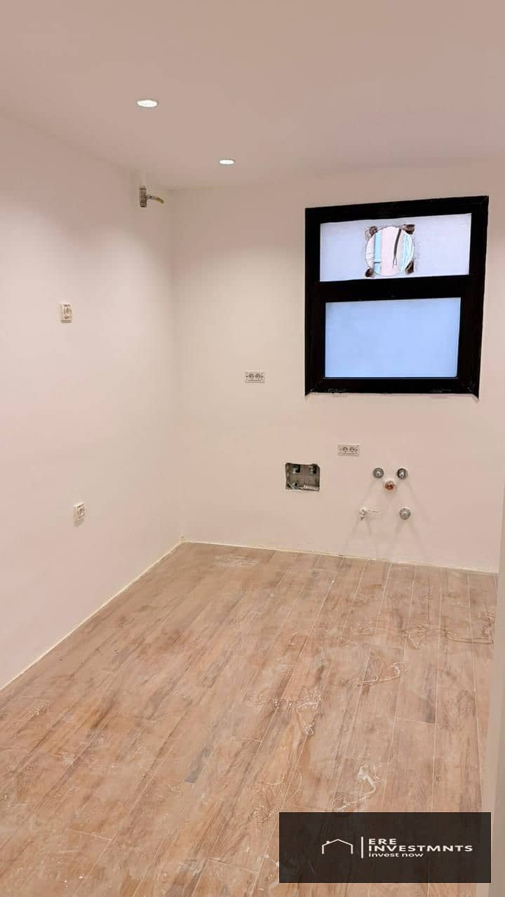Apartment for sale Fully finished Ultra super lux at very prime location in Mivida New Cairo – pohled 5