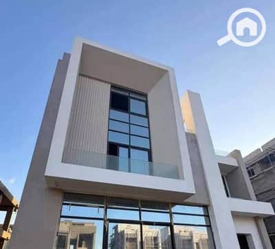 4 Bedroom Villa for Sale in New Cairo, Cairo - 660826666_1273885827432432_2224632467946042273_n. jpg 4 Bedroom Villa for Sale in New Cairo, Cairo - 660826666_1273885827432432_2224632467946042273_n. jpg