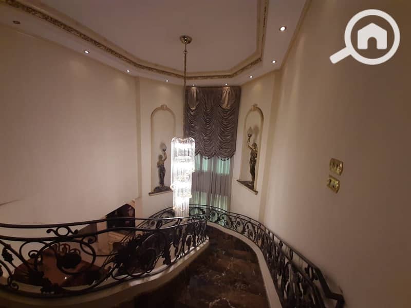 Ultra Luxury Villa in El Choueifat | 4 Levels | Fully Furnished | Prime New Cairo – pohled 3