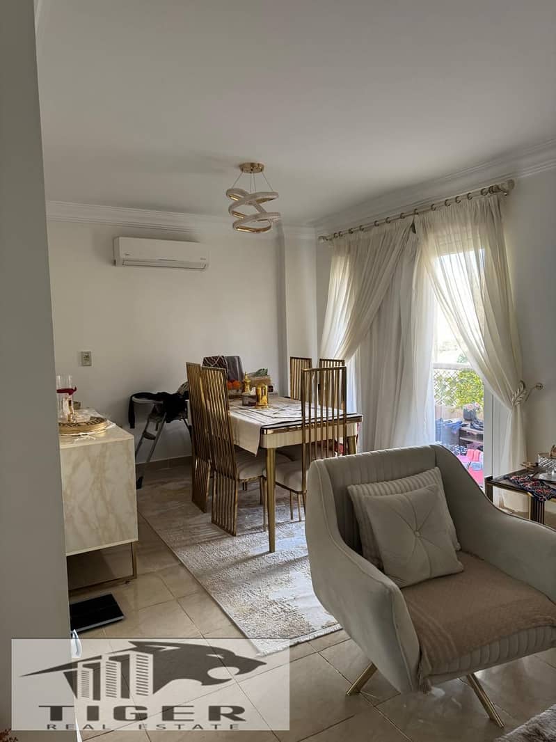 165 sqm apartment with a garden view B11 in Madinaty, steps away from services - Vista 4