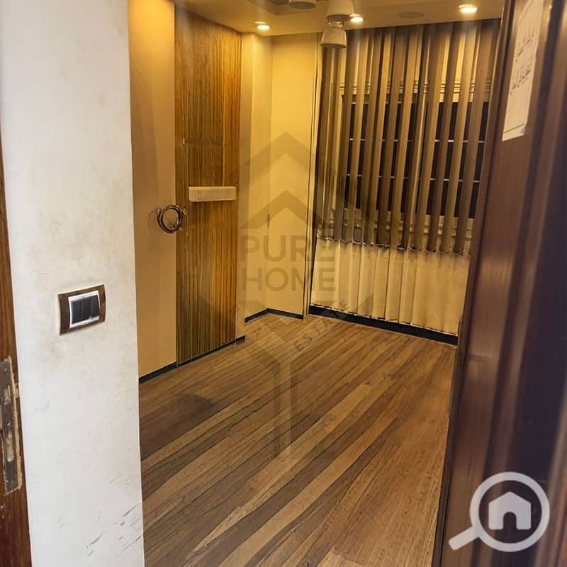 Office headquarters for sale – Laurent (off of Sharaawi Street) - Meer