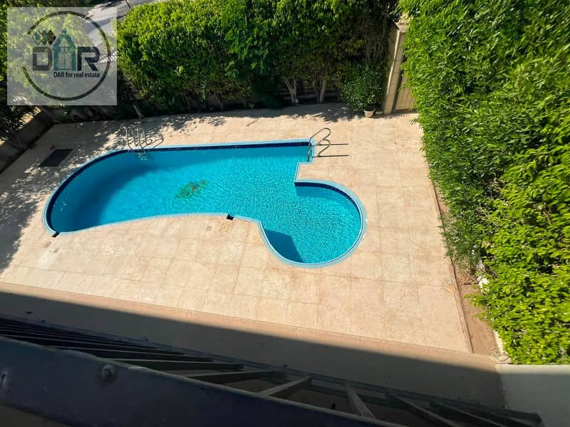 Townhouse for rent in Beverly Hills Westown with a swimming pool – pohled 2