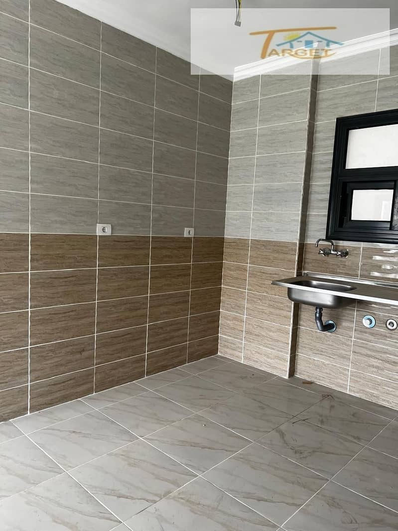 For rent: a 131 m² apartment in the latest areas of Madinaty B15, fourth floor with an open view, first occupancy. - Więcej