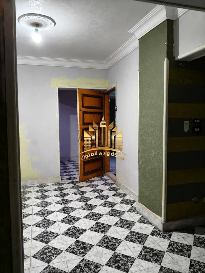 Apartment for rent in Abad Al-Rahman City on the Maadi Ring Road, next to Sama Cairo Tower, Baron City, and Al-Qatamiyah Hunting Club. Area: 120 m. Super Lux finishing, consisting of two rooms, reception, bathroom, and kitchen with a three-piece reception. - Widok 6