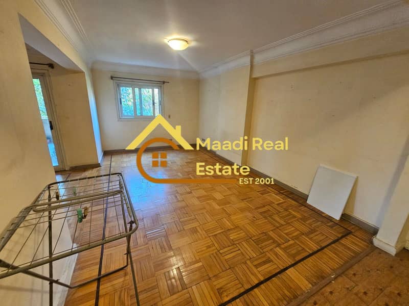 Semi-furnished apartment in a very prime location, 3 rooms - 2 bathrooms, first floor, at a bargain price – pohled 5