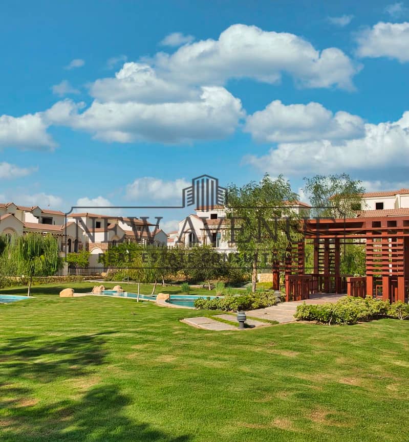 Townhouse in Divina Gardens by ATRIC Shorouq Prime Location on Landscape Ready to Move - Mehr