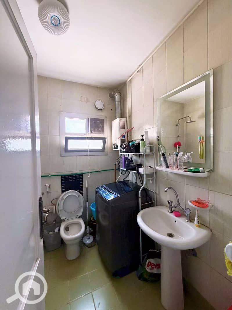 12 1000315729. jpg