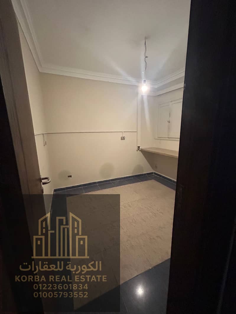 For Rent – Premium Commercial Office Space A fully renovated, Super Lux ground-floor commercial property available for rent in the prestigious El Noz - Widok 4