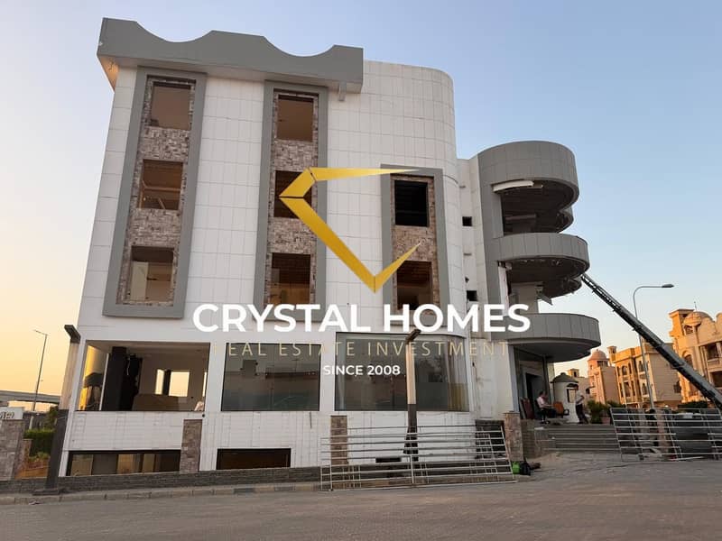 A standalone villa for sale in West Sumid in a prime location for fans of luxury, next to the axis and the club. - Ansicht 3