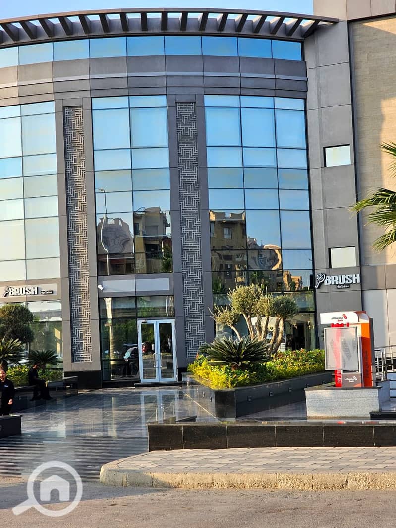 Office 115 sqm for rent in Leven Square Mall, Fifth Settlement - Aanzicht 4