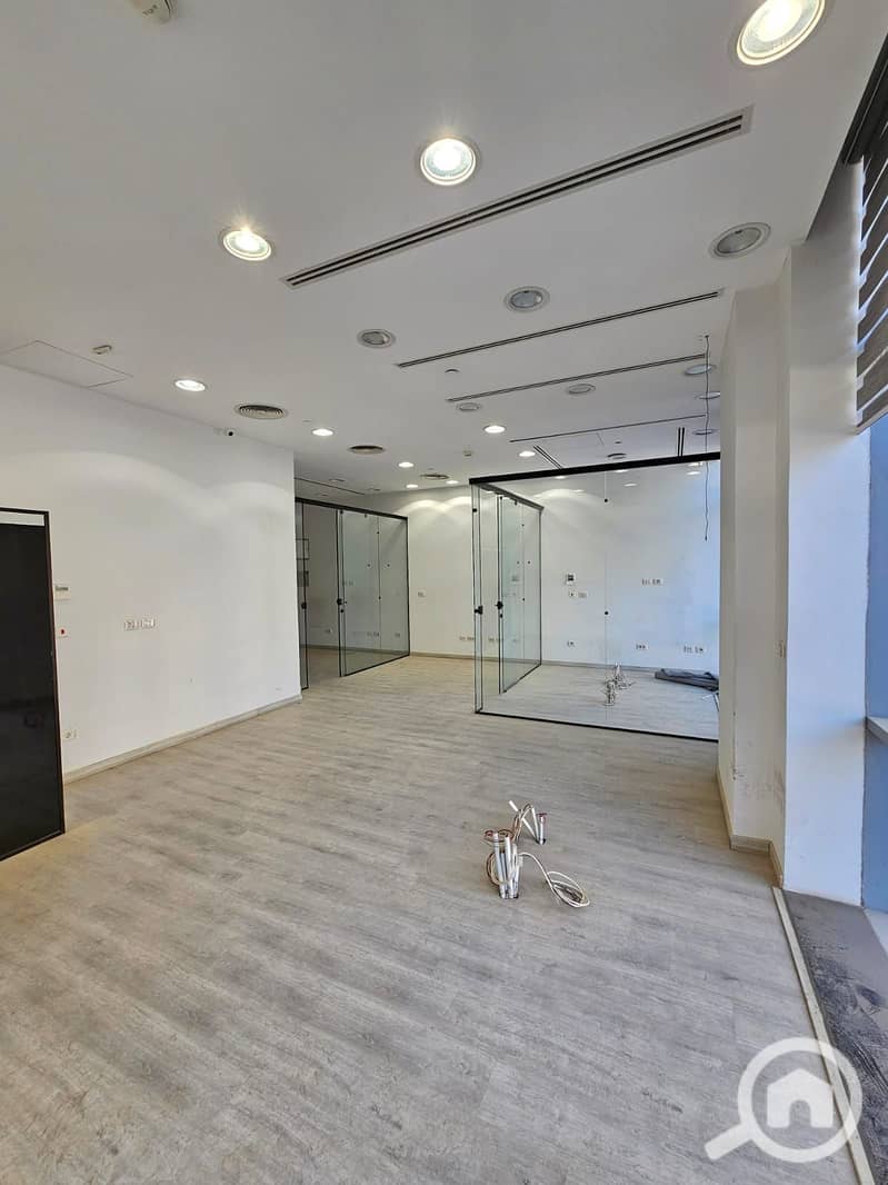 Office 115 sqm for rent in Leven Square Mall, Fifth Settlement - Aanzicht 5