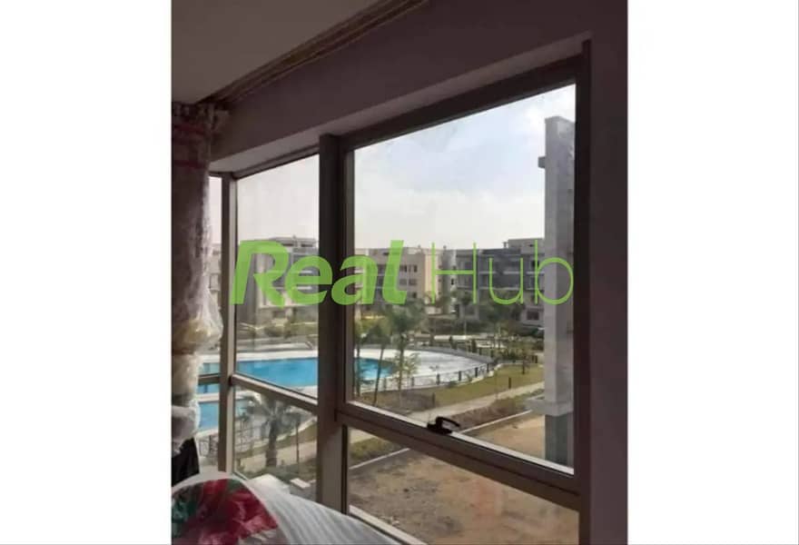 Penthouse for sale with swimming pool in Galleria Moon Valley compound – pohled 3