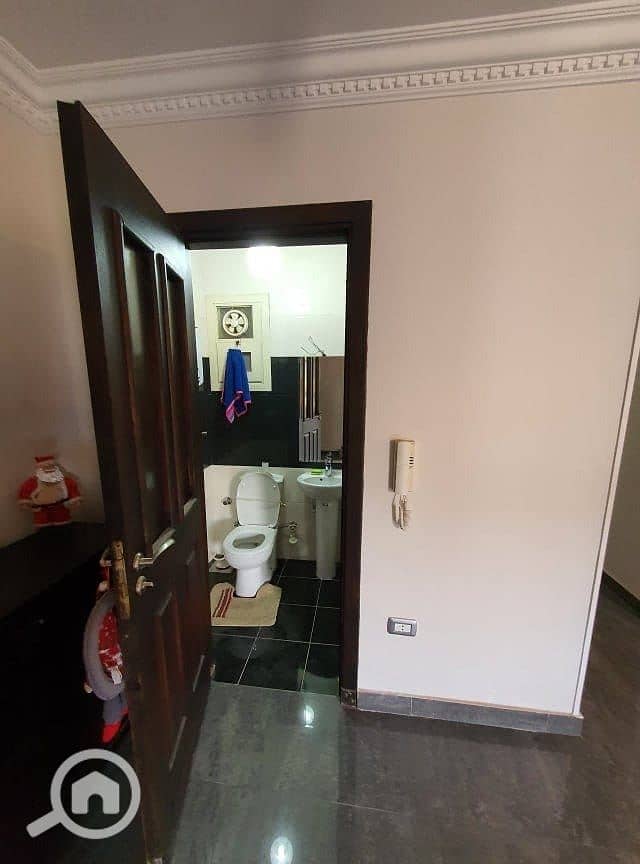 9 17f6e309-7db8-4534-b7c6-2330e22a5075. jpg