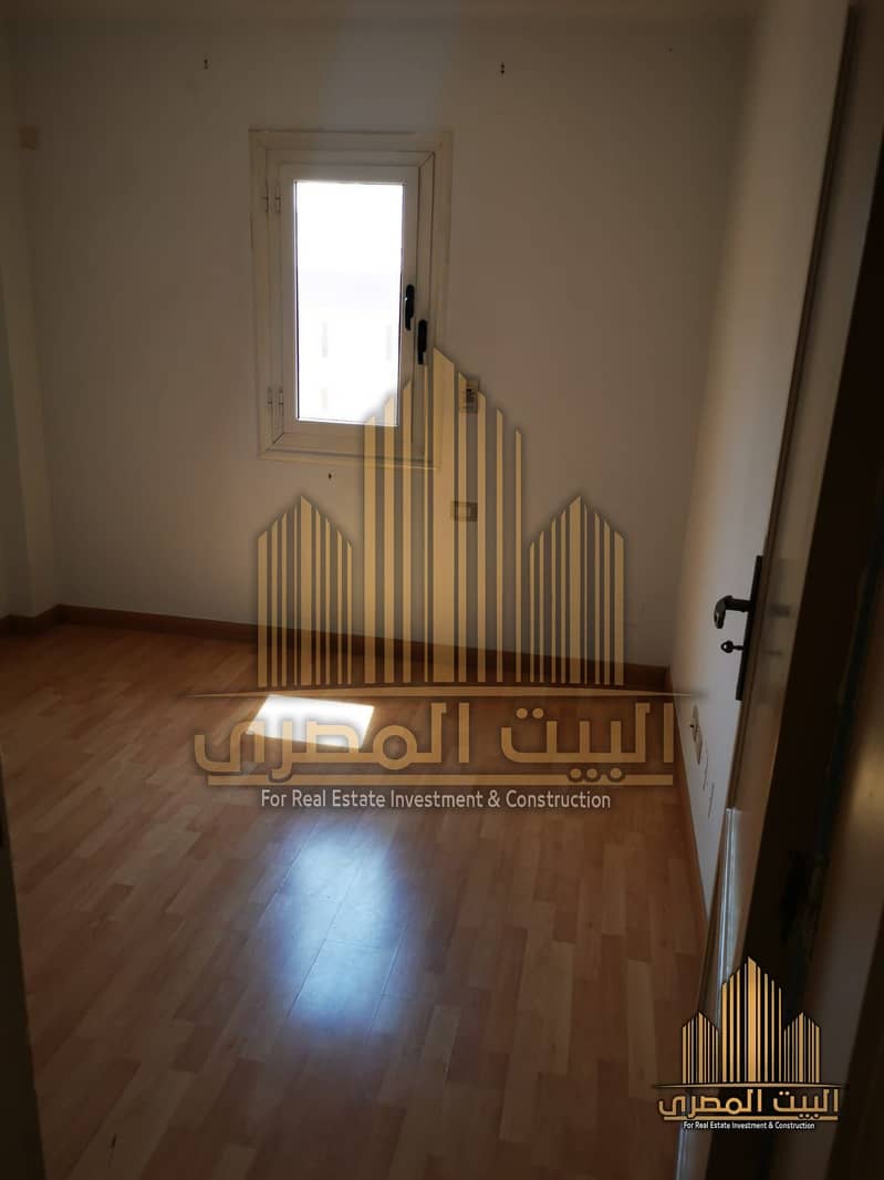 90-square-meter apartment for sale in Al-Rehab (Phase 1); high-end finish (Super Lux) at an attractive price. - Vista 5