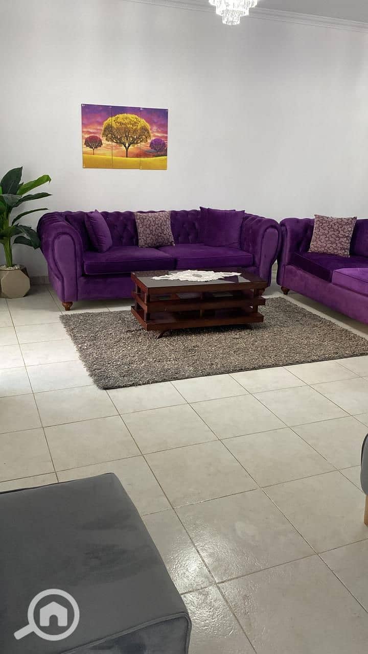 Furnished apartment for rent in Hadayek Al-Mohandessin Compound, Sheikh Zayed; first floor, modern furnishings. - Widok 6