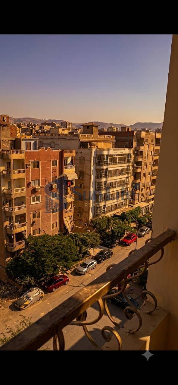 For Sale: Ready-to-move apartment in Paradise City, Hadayek October. Super Lux finish, Investment Zone, directly on Al Wahat Road. - Widok 5