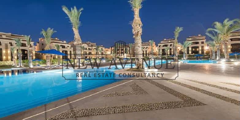 Twin House in el Patio 5 East El Shorouq Prime location on Landscape Fully Finished with ACs and Kitchen - Mehr
