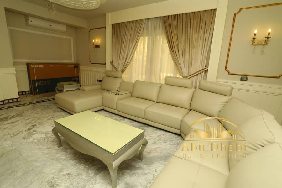 2 13bee99c-c593-4be4-8d6d-3b9816ae4290. jpg