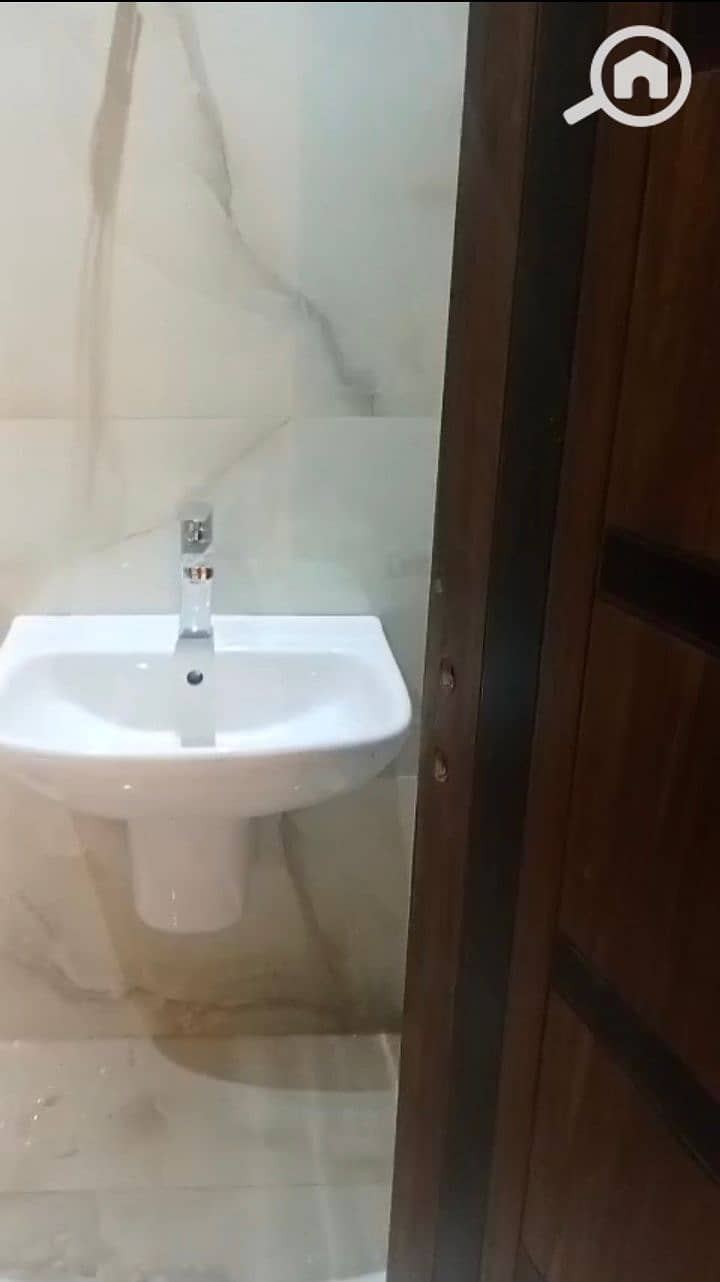 2 1000324038. jpg