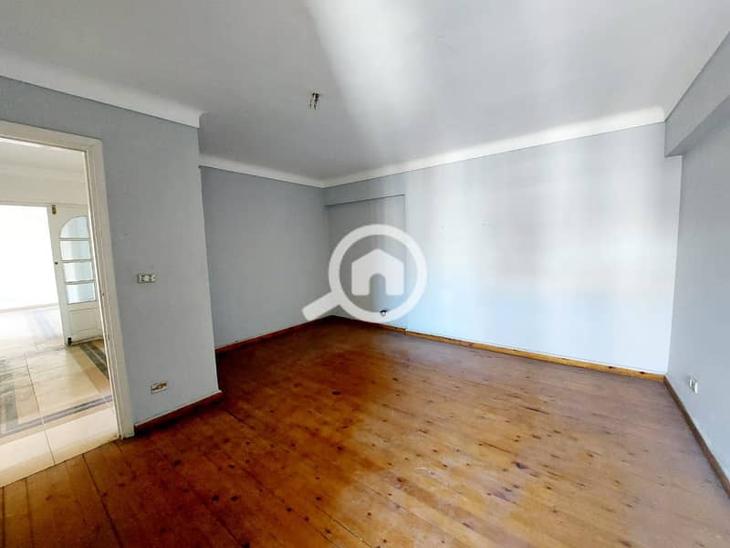 Office space for rent 160m (Smouha - Fawzy Moaz Main Street) 30,000 EGP monthly - Mehr