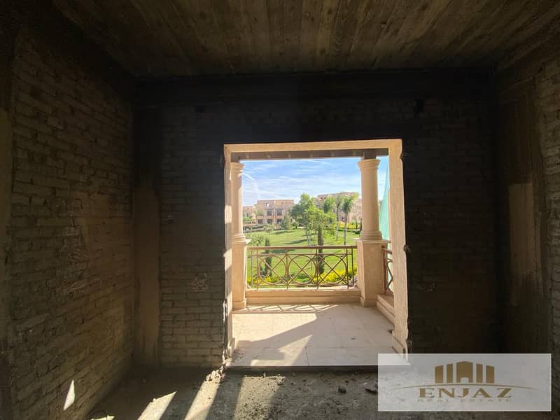Villa for sale in Madinaty E3, immediate receipt in installments, Wide Garden, facilities for 8 years, area (353 m) - Więcej
