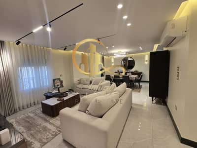 3 Bedroom Duplex for Sale in Zahraa Al Maadi, Cairo - IMG-20260709-WA0158. jpg