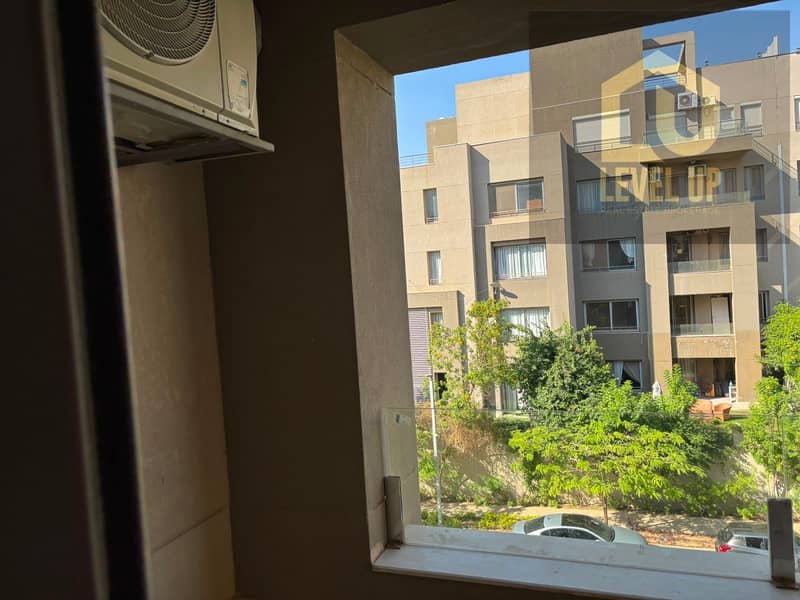 Apartment for rent with kitchen and air conditioning in Village Gate opposite the American University in Cairo AUC – pohled 2