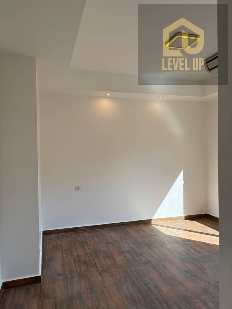 Apartment for rent with kitchen and air conditioning in Village Gate opposite the American University in Cairo AUC – pohled 6