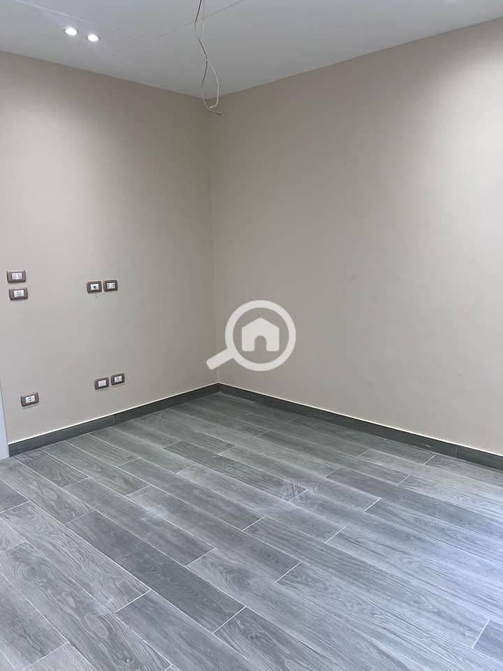 Apartment with a garden for sale in Dejoya, New Administrative Capital (R8), near the Capital Airport, with Dejoya’s payment facilities. - Meer