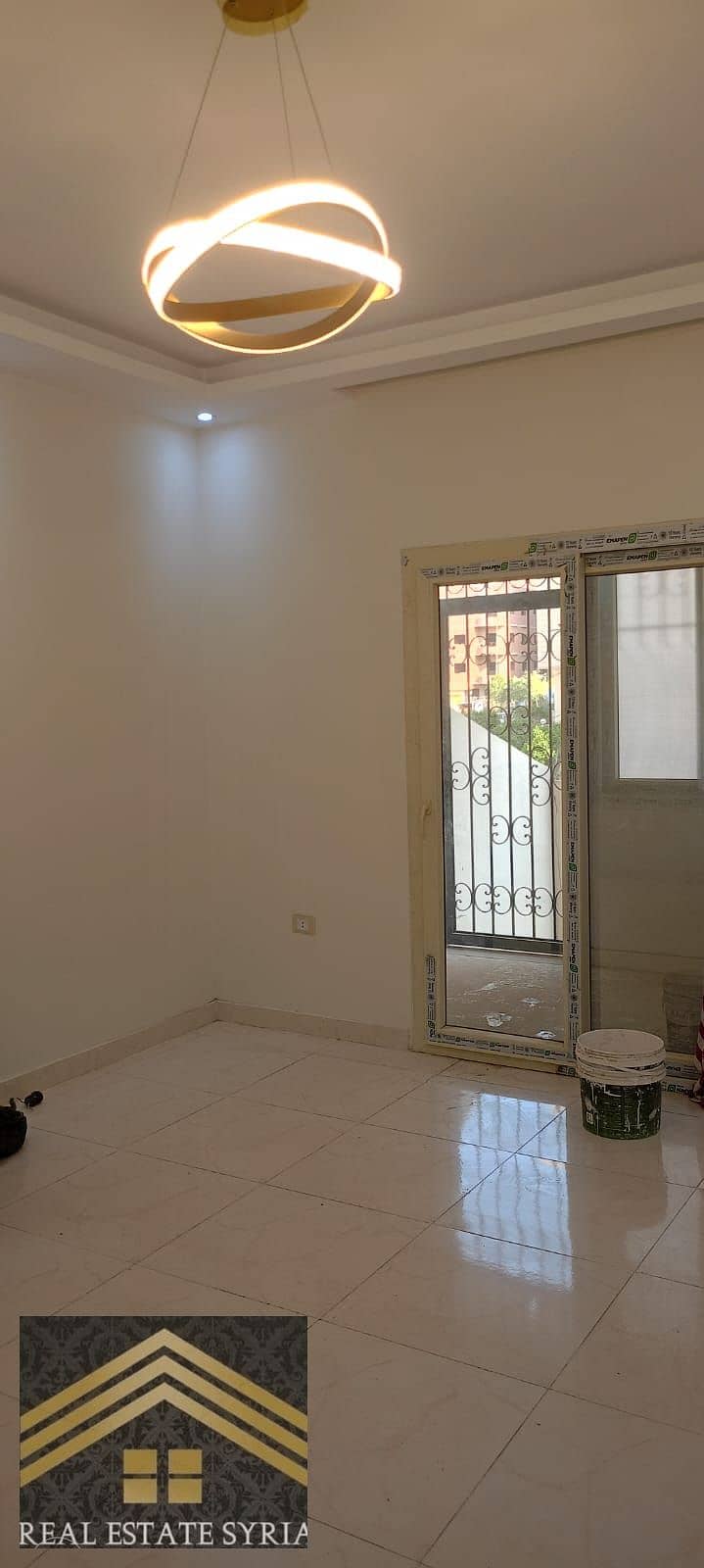 For rent in the Ninth District, Sixth Neighbourhood, 170 meters, 3 bedrooms + 2 bathrooms, ground floor with sandy garden not planted. - Widok 3