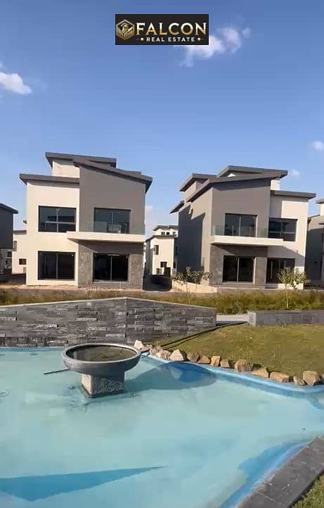 VIP Villa Stunning View Park+Water Features | In Creek Town New Cairo | Prime Location Minutes from Mivida & Hyde Park - Widok 5