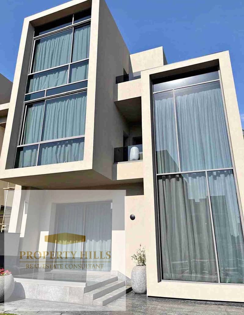 Last Villa for sale in fifth settlement in this location in water way Ready for Viewing this photos from real  • Unit Type: townhouse • Built-up Area: 270m² • Location: Waterway Compound – New Cairo • Status: Ready for viewing  Project Features:  Prime lo - Widok 6