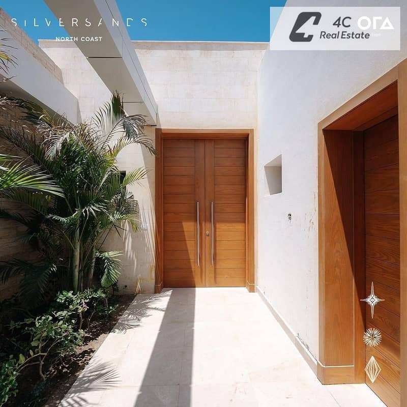 Lowest-Priced Upper Chalet Directly on the Main Boulevard in Silver Sands – North Coast – pohled 3