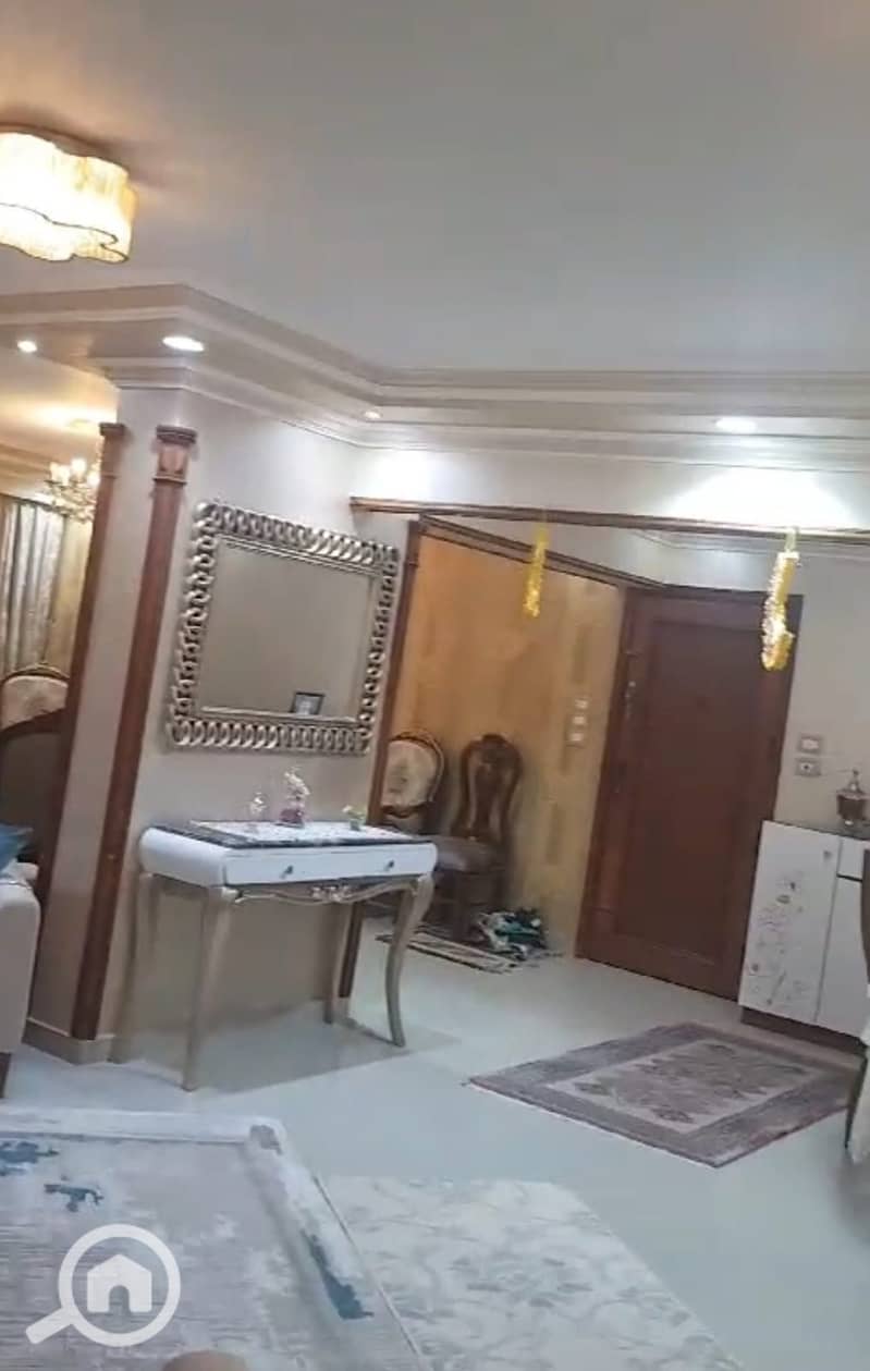 Apartment for sale in Heliopolis, branches of Mohamed Farid, second floor, elevator, buildings 2017, 200 m, 3 rooms, 3 receptions, 2 bathrooms - Widok 4