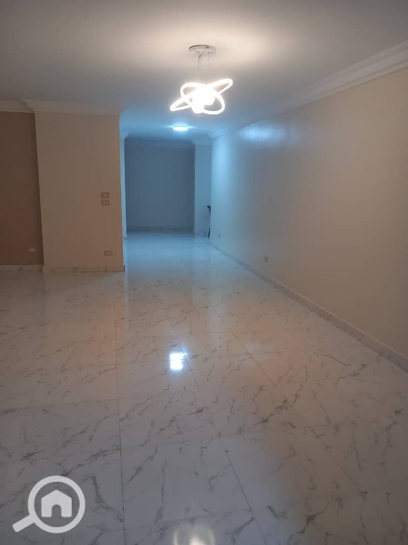 4 9093. jpg
