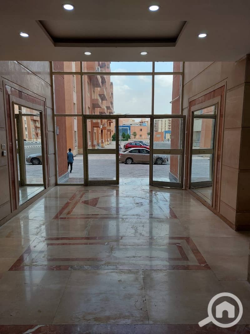 A stunning apartment for sale in Wessal Residence compound - Więcej