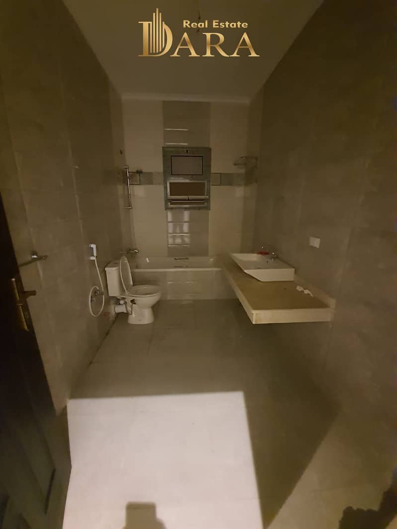 9 1000055891. jpg