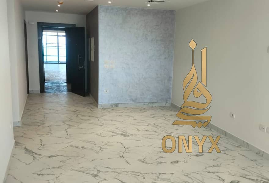 Apartment 136sqm Resale for Sale, Ready to Move, High Floor with Lagoon View in The Gate Towers, Alamein - Mehr