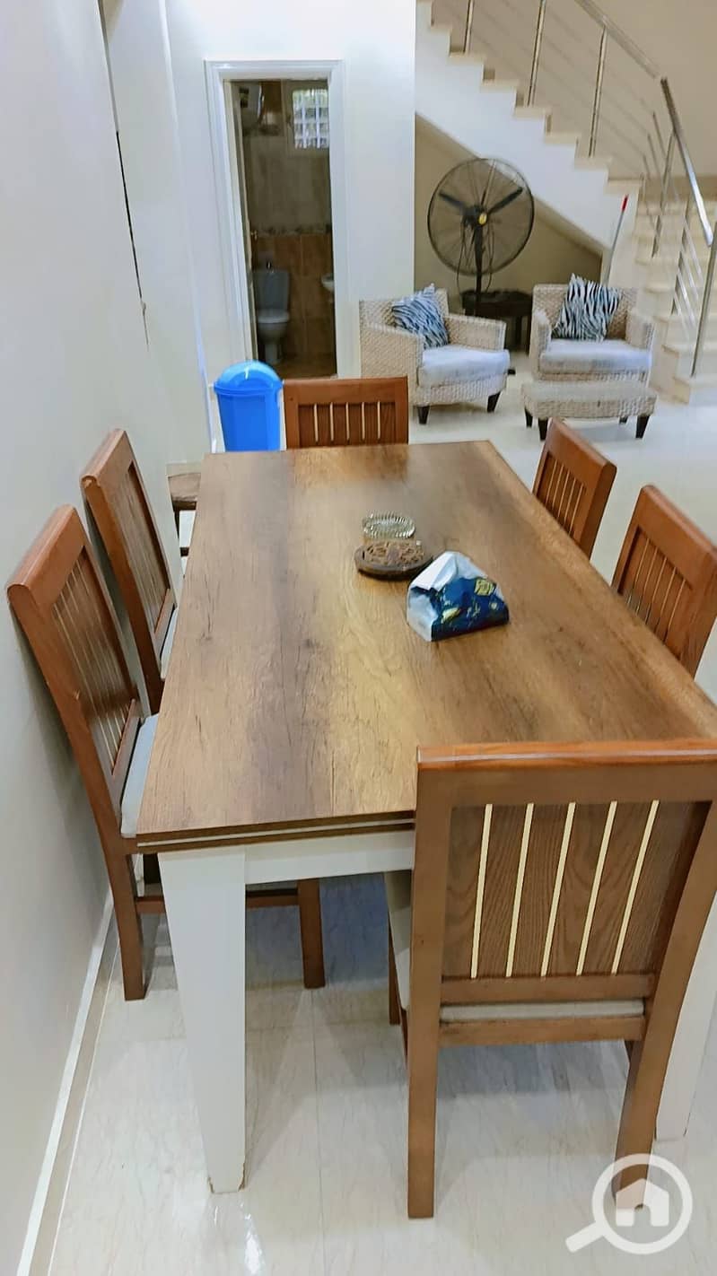 5 1000152217. jpg