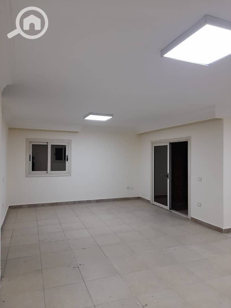 Office for rent in Maadi, 3 air-conditioned rooms - Meer