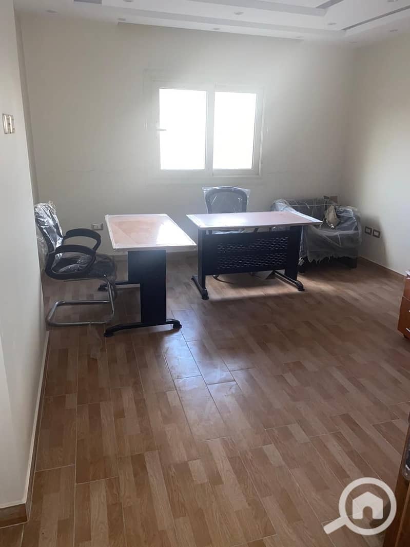 Licensed office space for rent 200m on Mustafa El-Nahhas main street, with air conditioning in a modern office tower. - Aanzicht 5