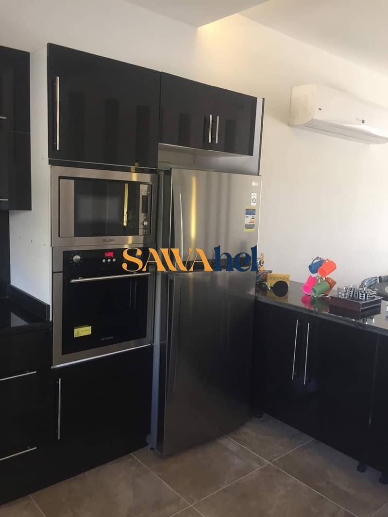 13 0e4f47fc-6d88-4bd6-8bd1-a4933925870e. jpg