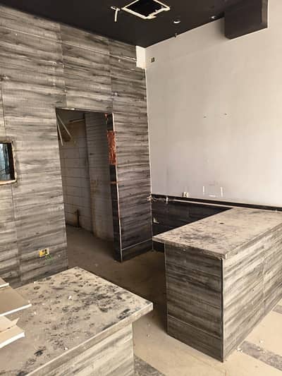 مطعم و كافيه  للبيع في القاهرة الجديدة، القاهرة - Shop for Sale or Rent in an excellent location
