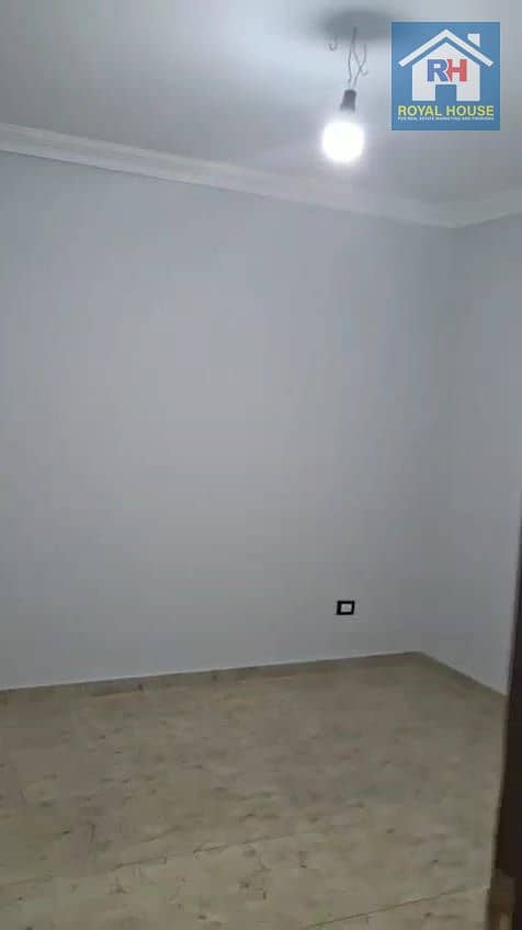 22 d8bdf2bd-dc96-4534-8239-248cf522dd16. jpg