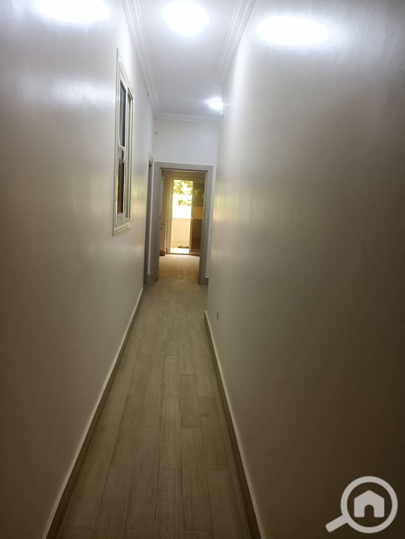8 1000365605. jpg