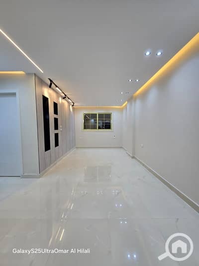 3 Bedroom Flat for Sale in Hadayek al-Ahram, Giza - WhatsApp Image 2026-07-10 at 11.58. 11 PM (1). jpeg 3 Bedroom Flat for Sale in Hadayek al-Ahram, Giza - WhatsApp Image 2026-07-10 at 11.58. 11 PM (1). jpeg