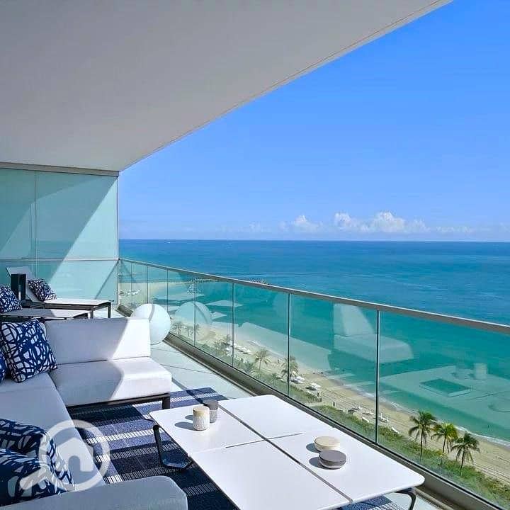 Ready to move in apartment with direct sea view fully finished for sale with the highest investment return in Alamein Towers North Coast - Bild 4