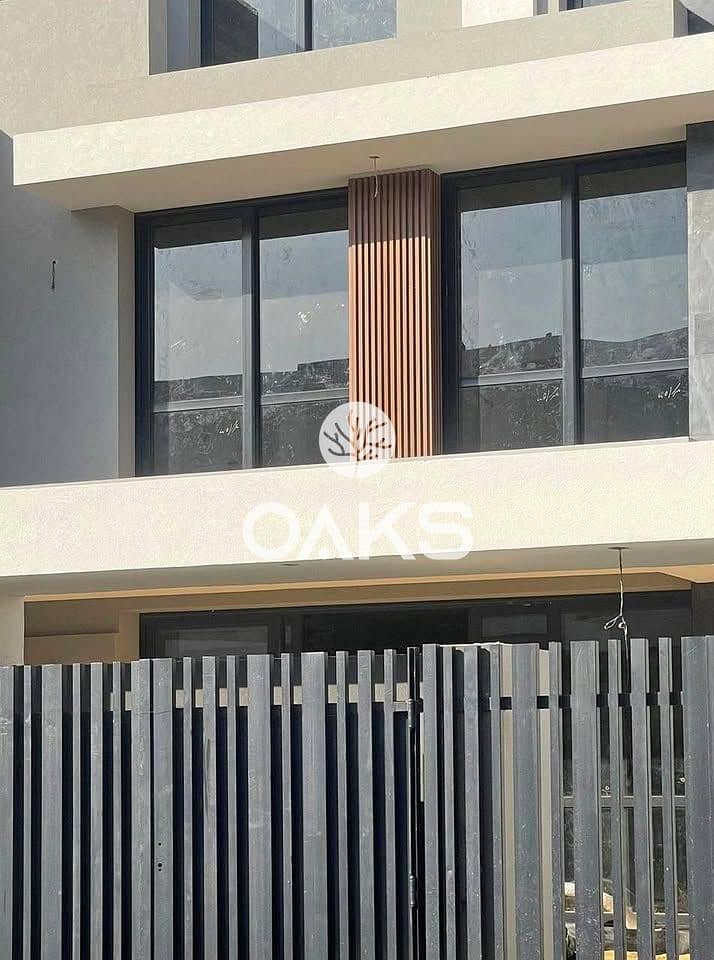 Fully finished villa 240m for sale from Lavista in Patio Town near AUC and 90 street in fifth settlement - New Cairo - Meer